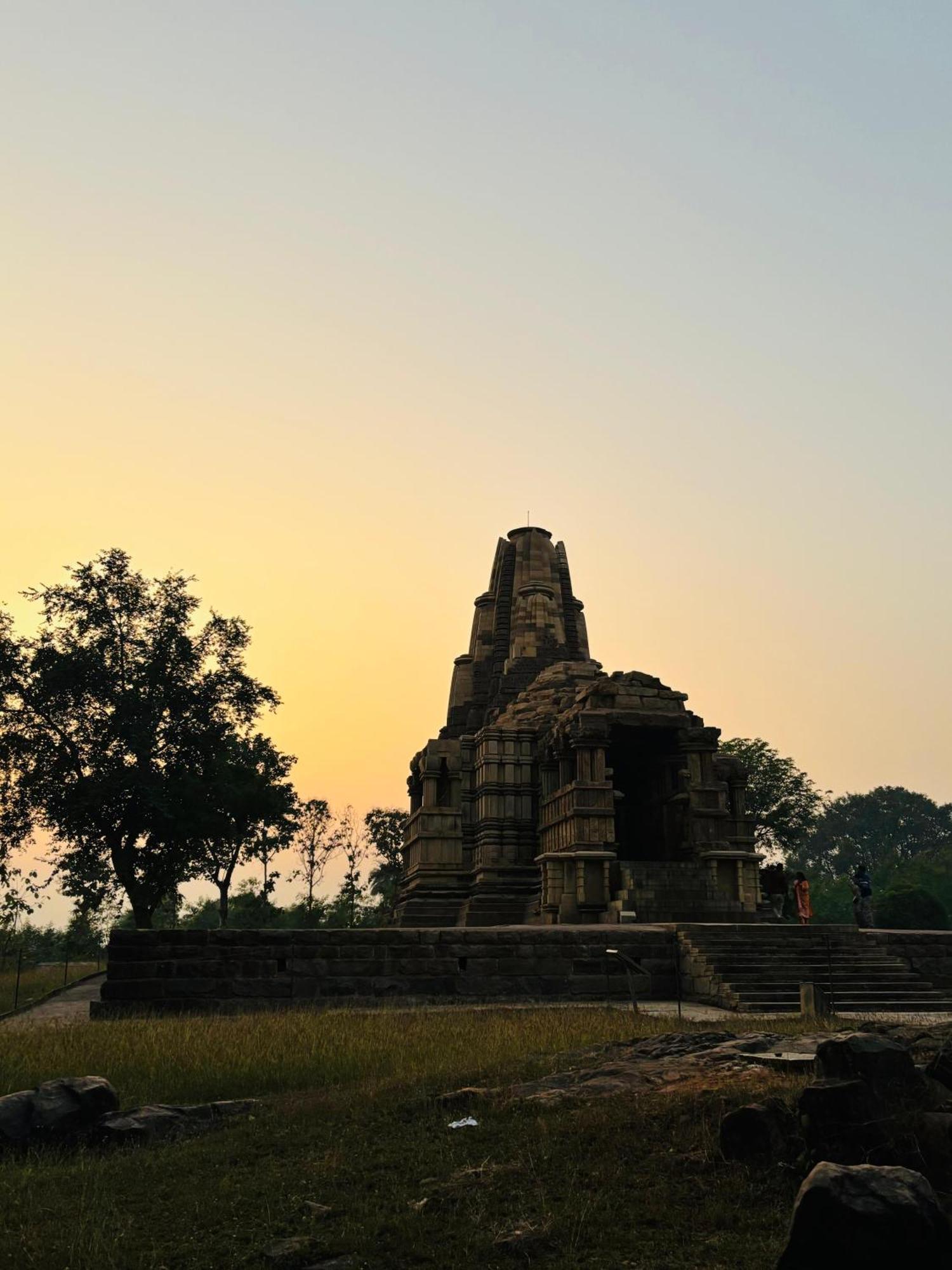 Khajuraho Glory Homestay Khajurāho Exterior foto