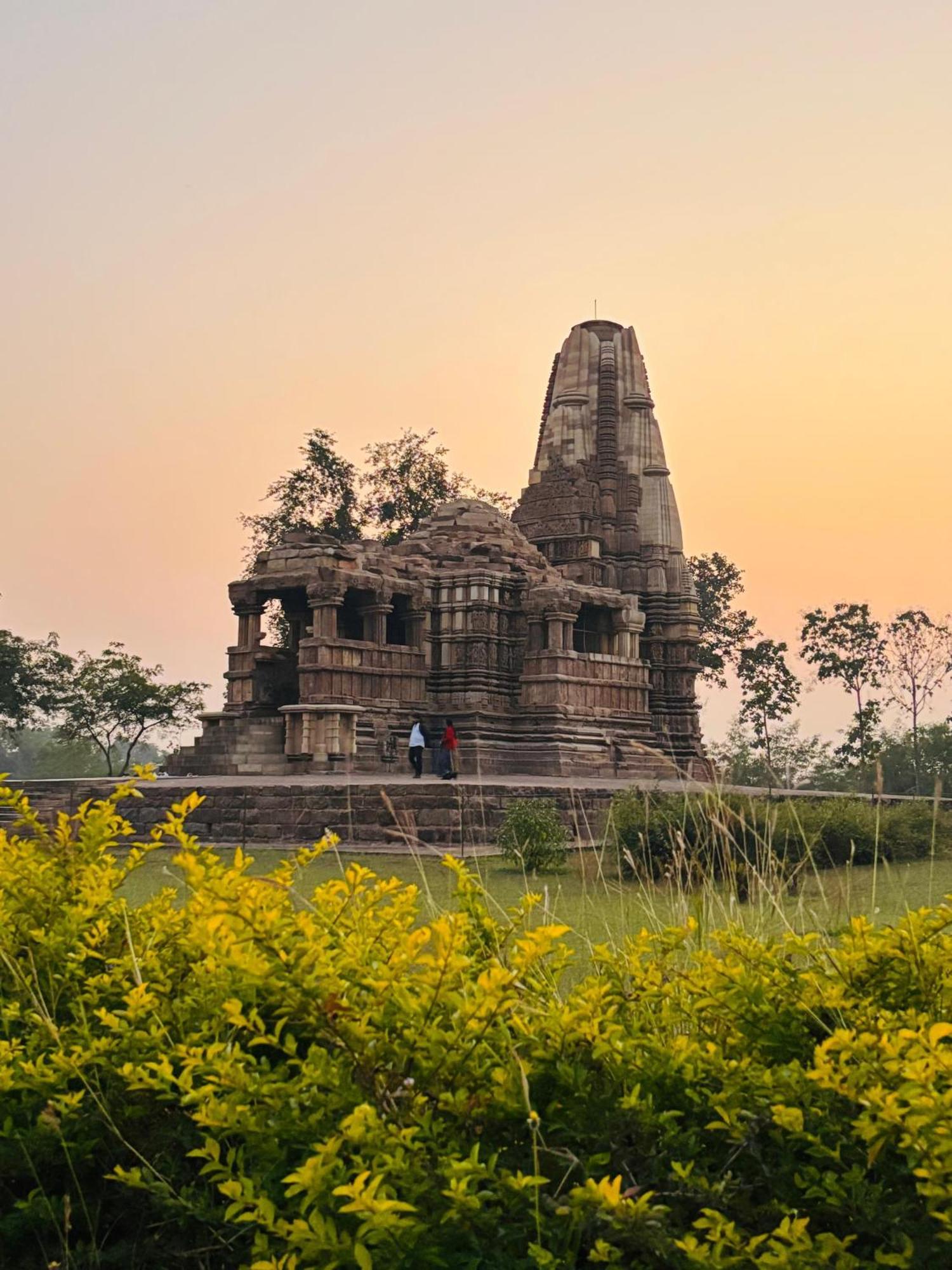 Khajuraho Glory Homestay Khajurāho Exterior foto